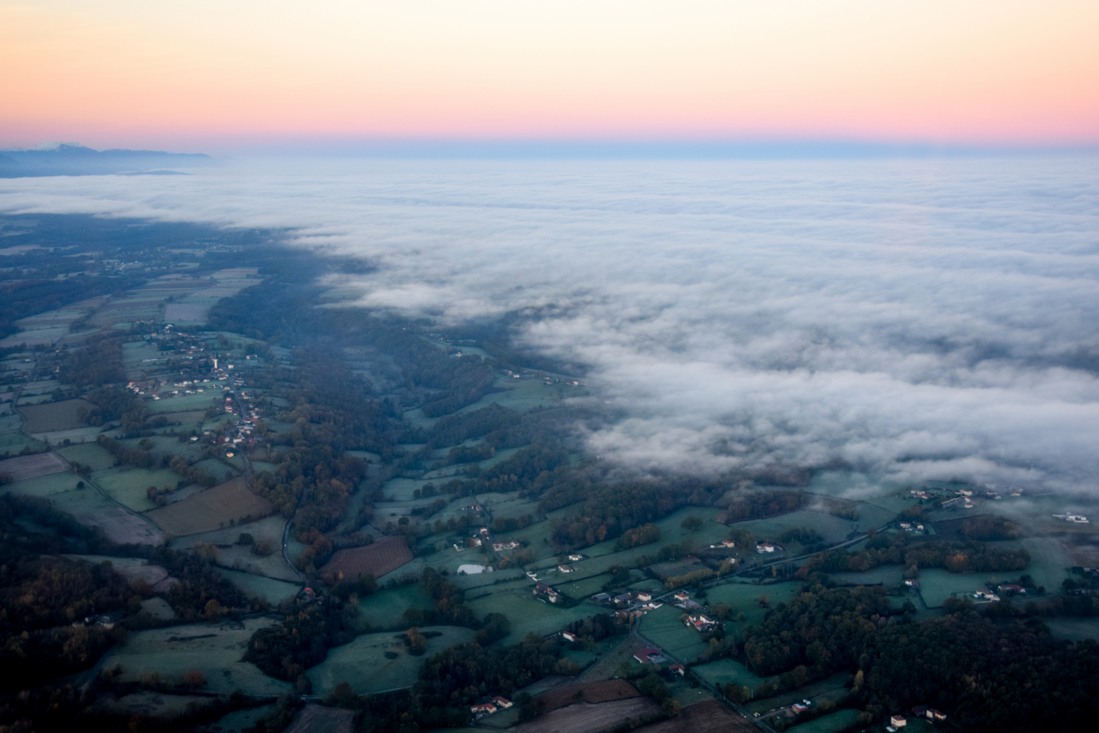 Vue du ciel en Destination Comminges Pyrénées