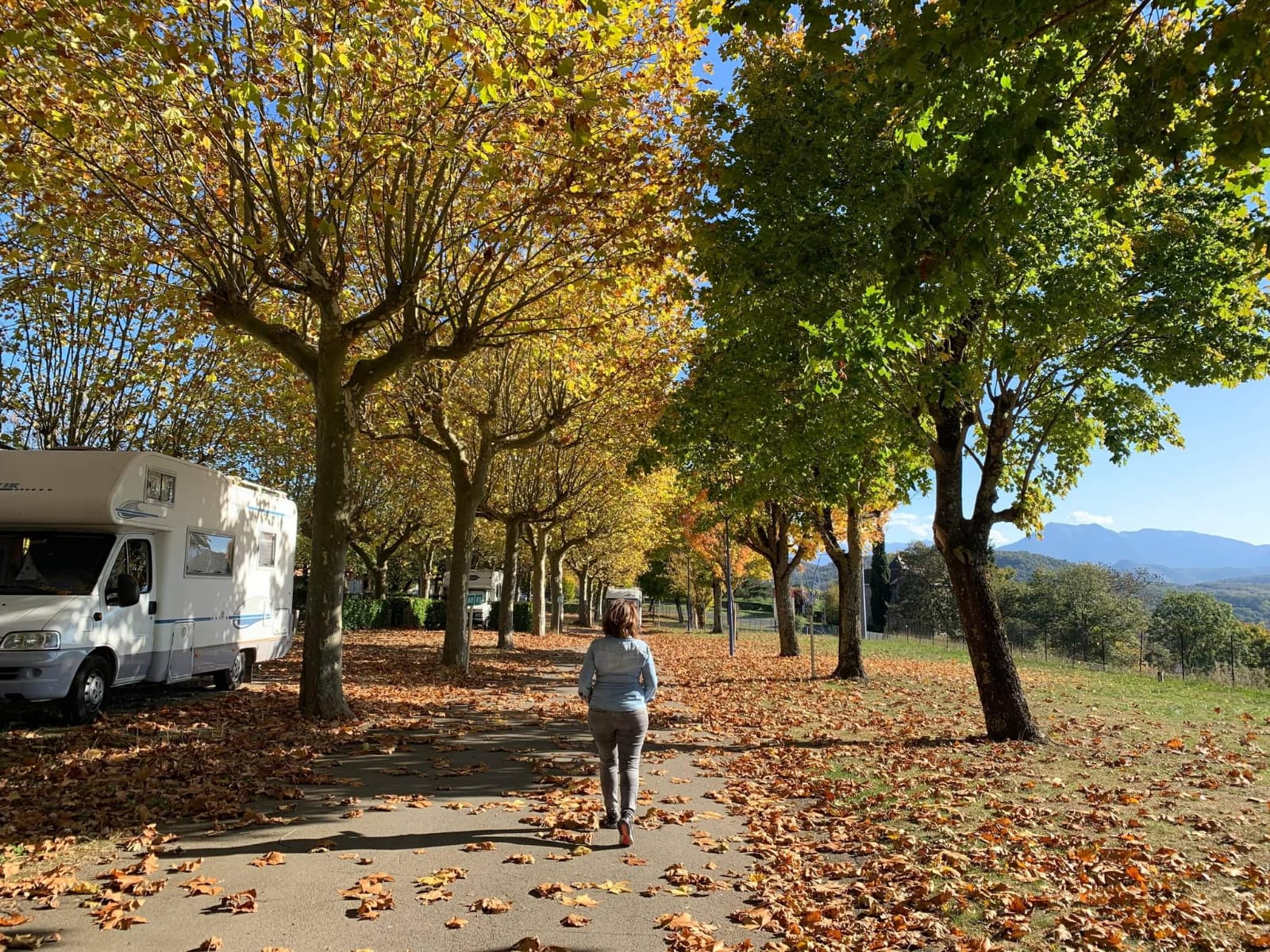 Poser mon camping-car où mon van. Aire de camping car st gaudens